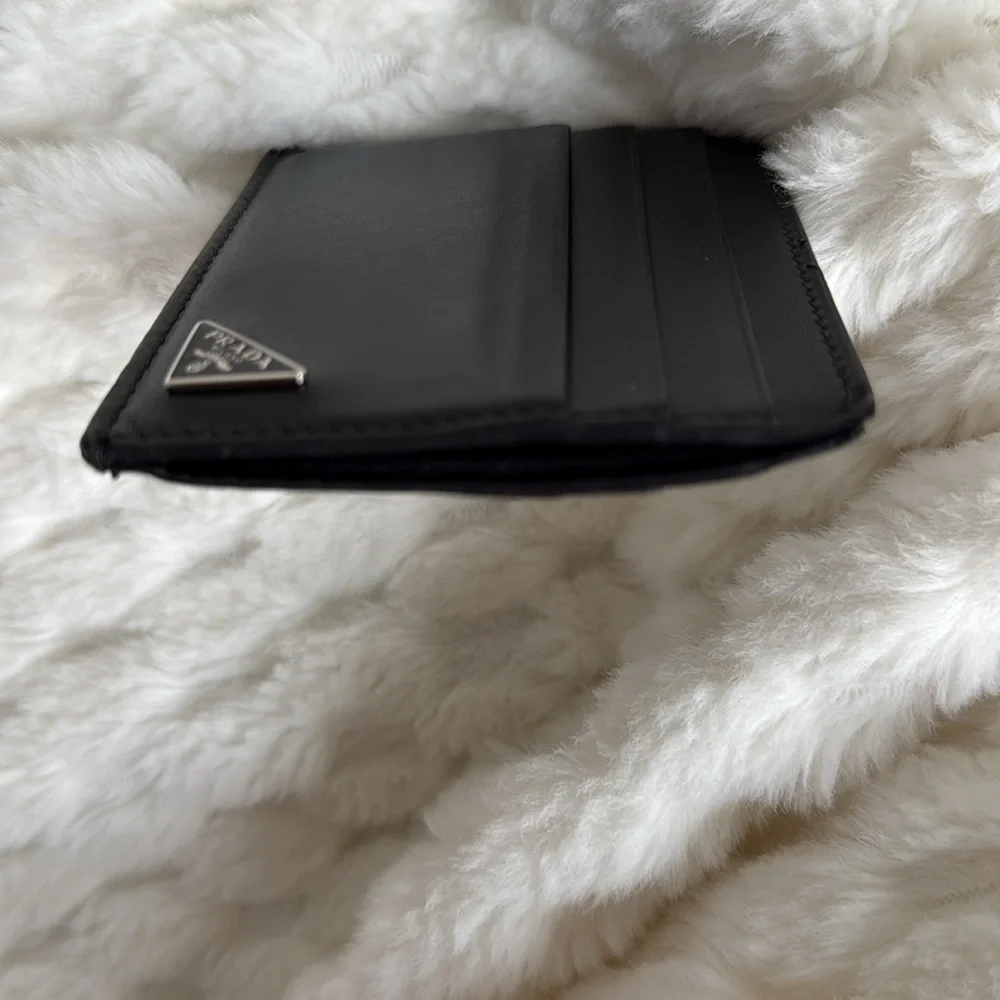 Prada Leather Card Holder-Authentic-USED